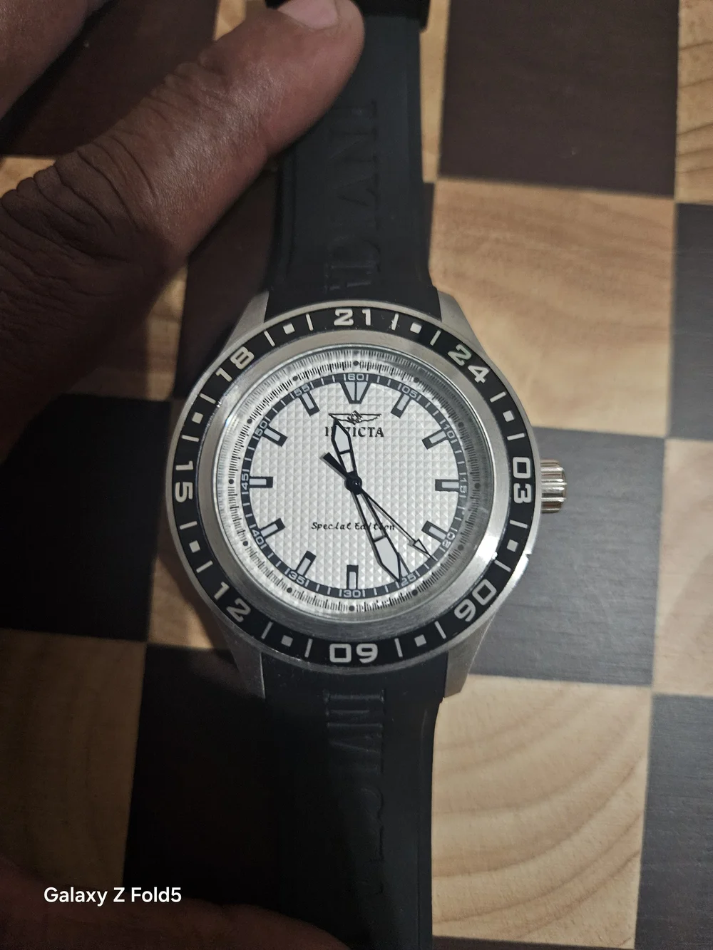 Invicta Silver Case White Dial Black Bezel Rubber Strap Men’s Watch